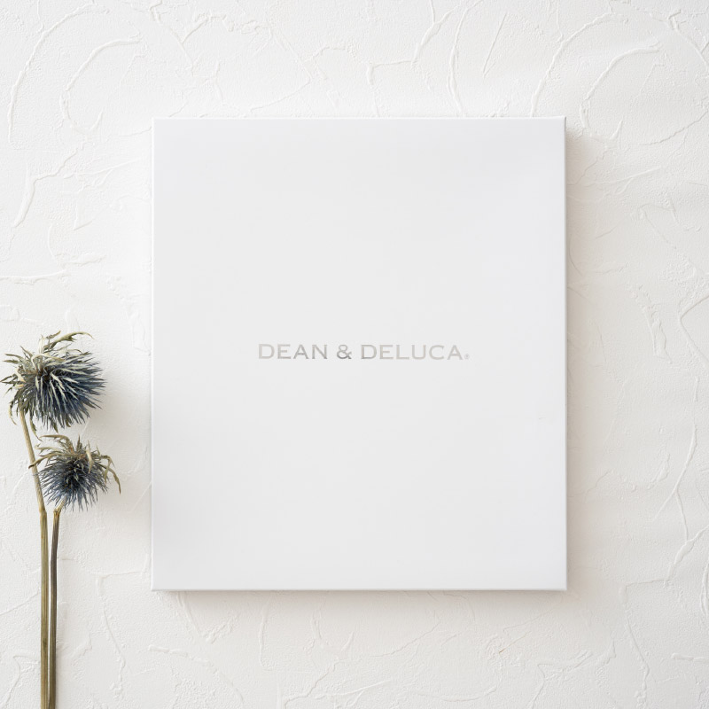 ギフトカタログ DEAN  DELUCA（ディーン アンド デルーカ） ギフトカタログ ホワイト（5,800円コース）| 『内祝い』『出産内祝い』  |『内祝い』『出産内祝い』『カタログギフト』の【ソムリエ@ギフト】