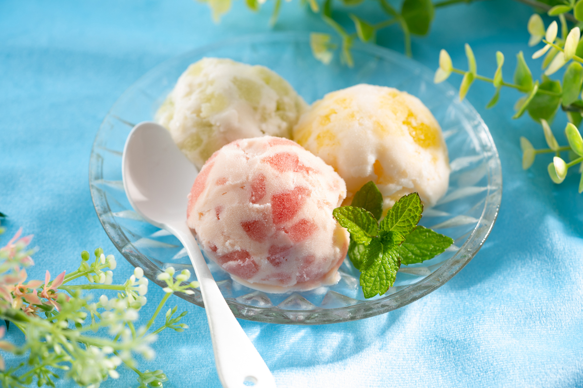 夏に贈るアイスクリームの内祝い コロナ禍のおうち時間を贅沢に過ごせるアイスギフト8選 よみもの The Gift